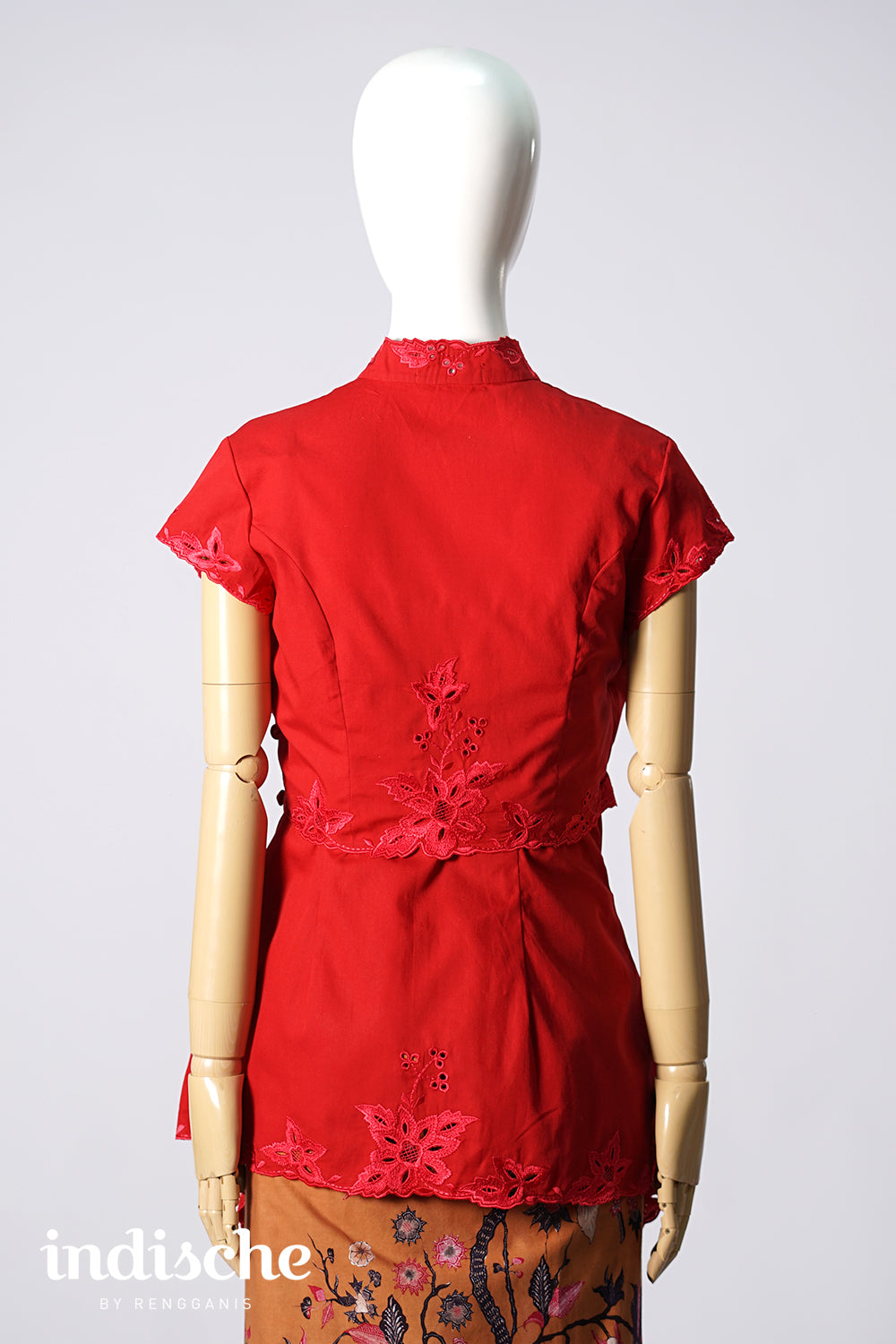 Set of Cheongsam Outer and Inner Kamisol Kebaya in Red