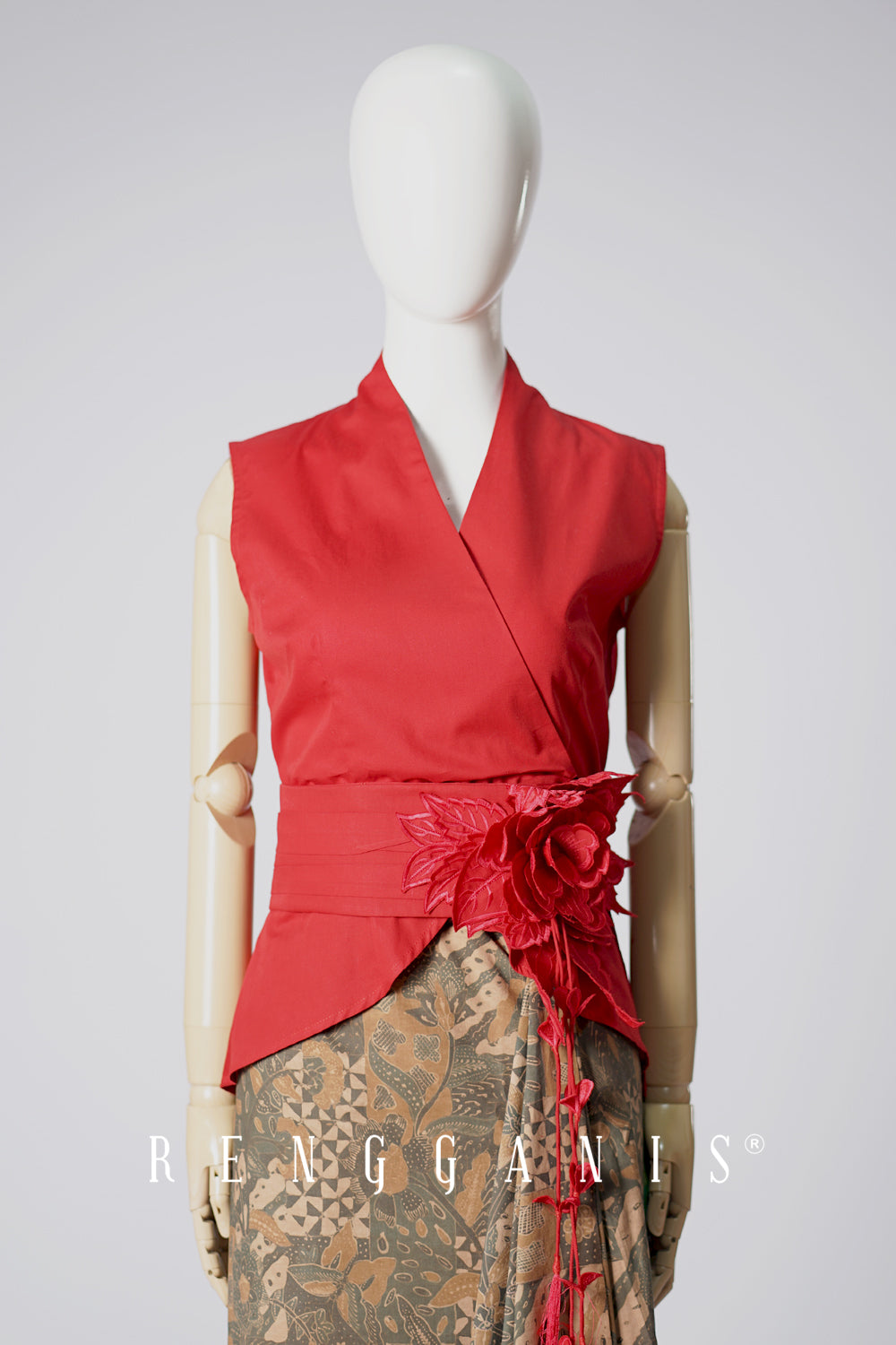 Kimono Top Dhitri with Bouquet Obi Belt in Red