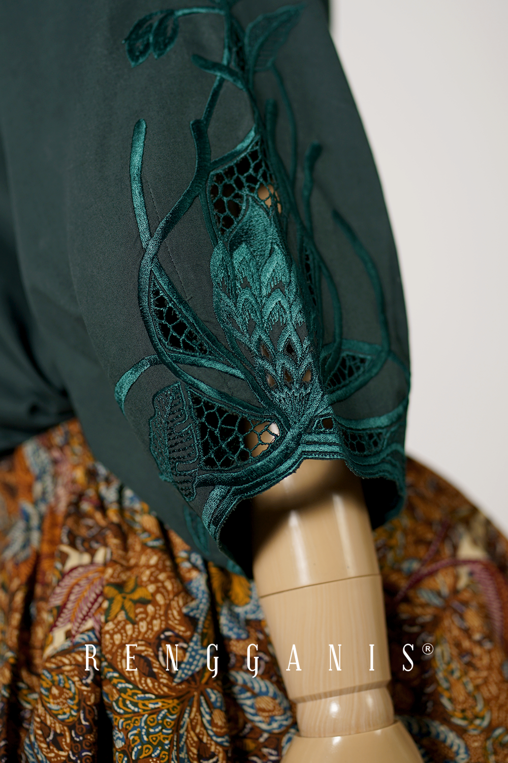 Wijaya Kusuma Blouse