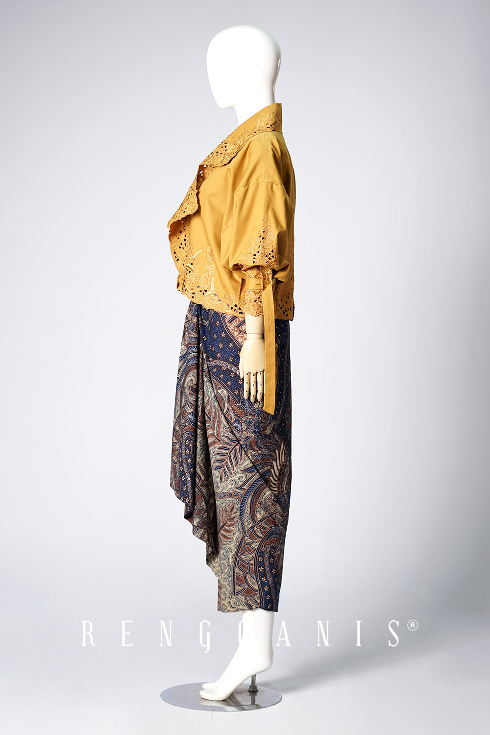 Gendis Cropped Jacket in Ocre Yellow