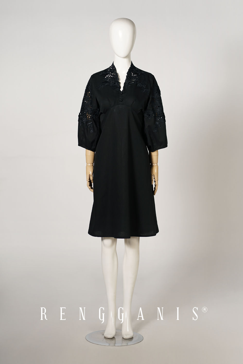 Gendis Dress