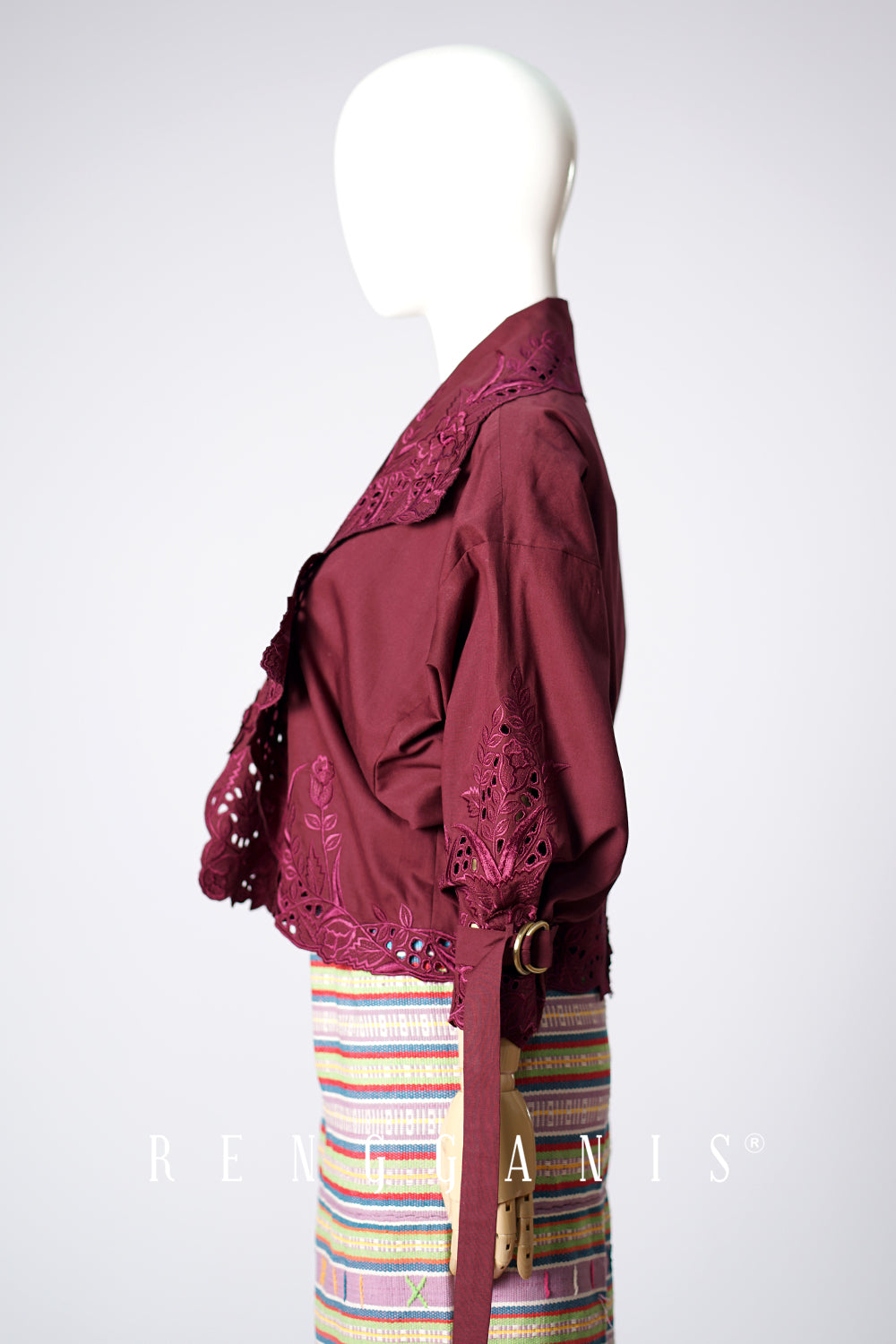 Gendis Cropped Jacket in Deep Berry