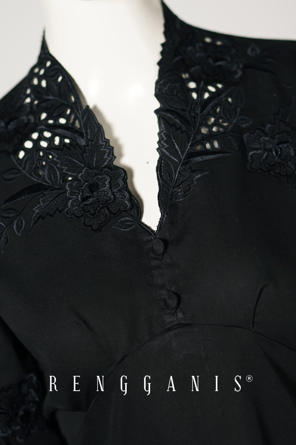 Gendis Dress
