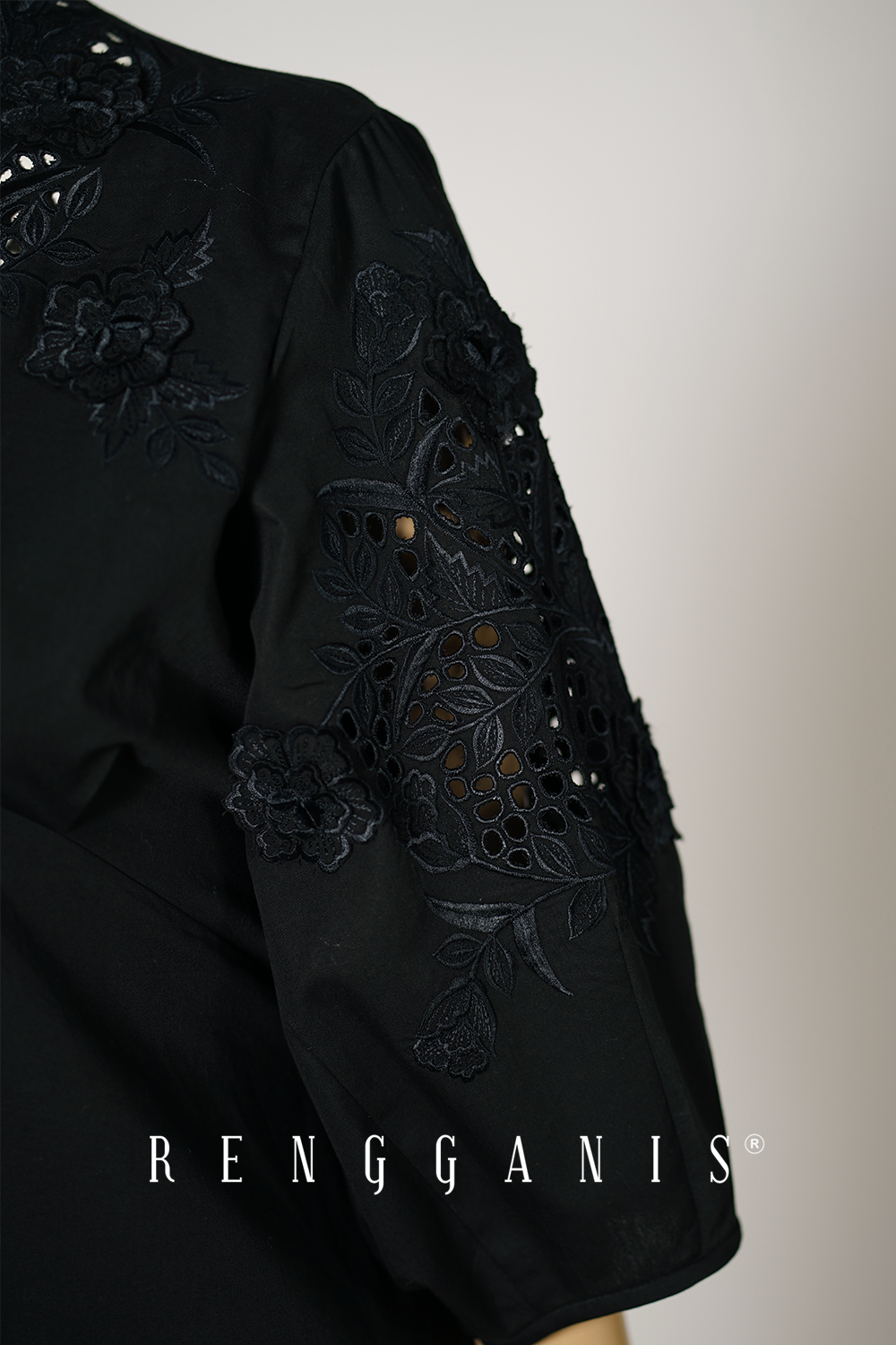 Gendis Dress