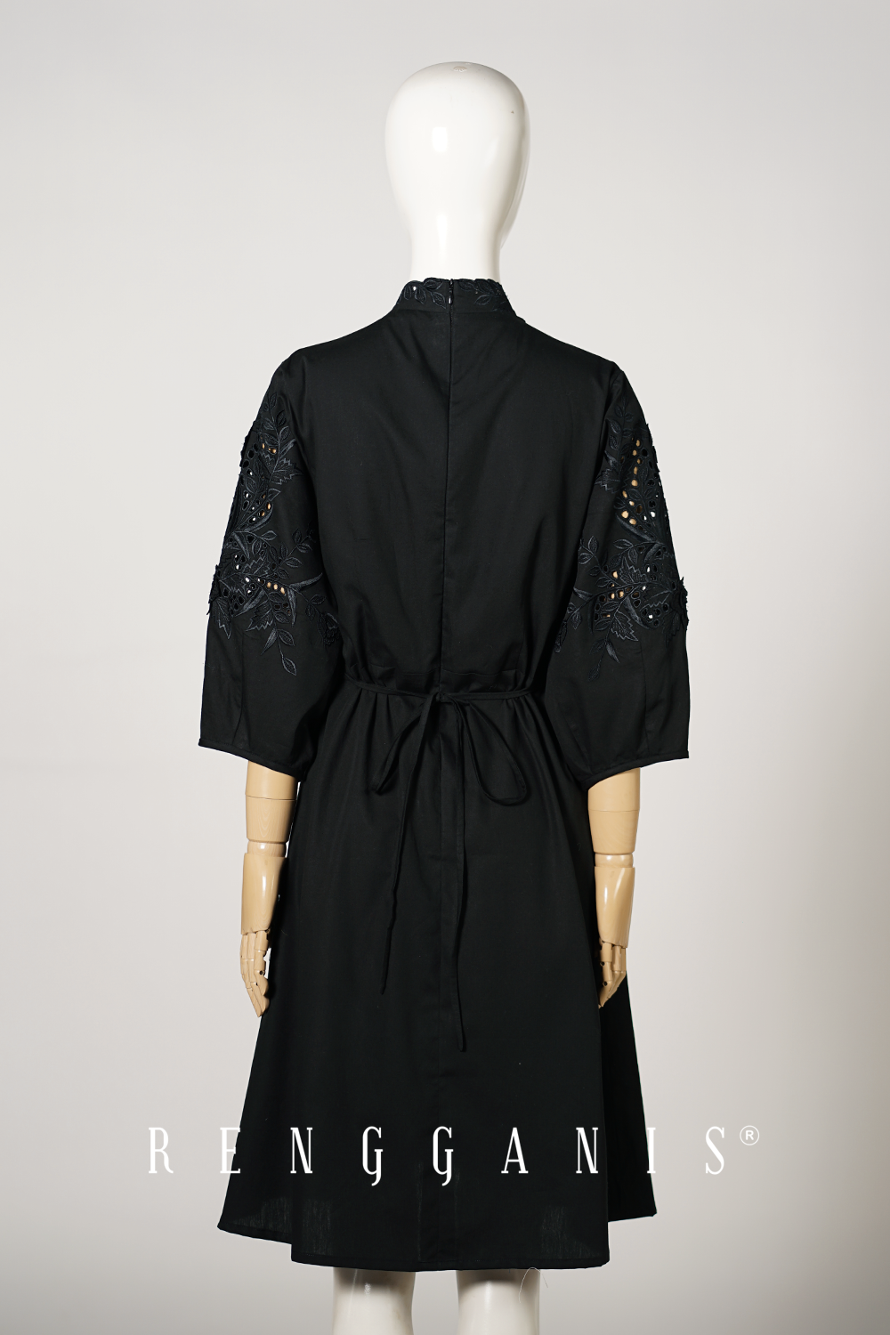 Gendis Dress