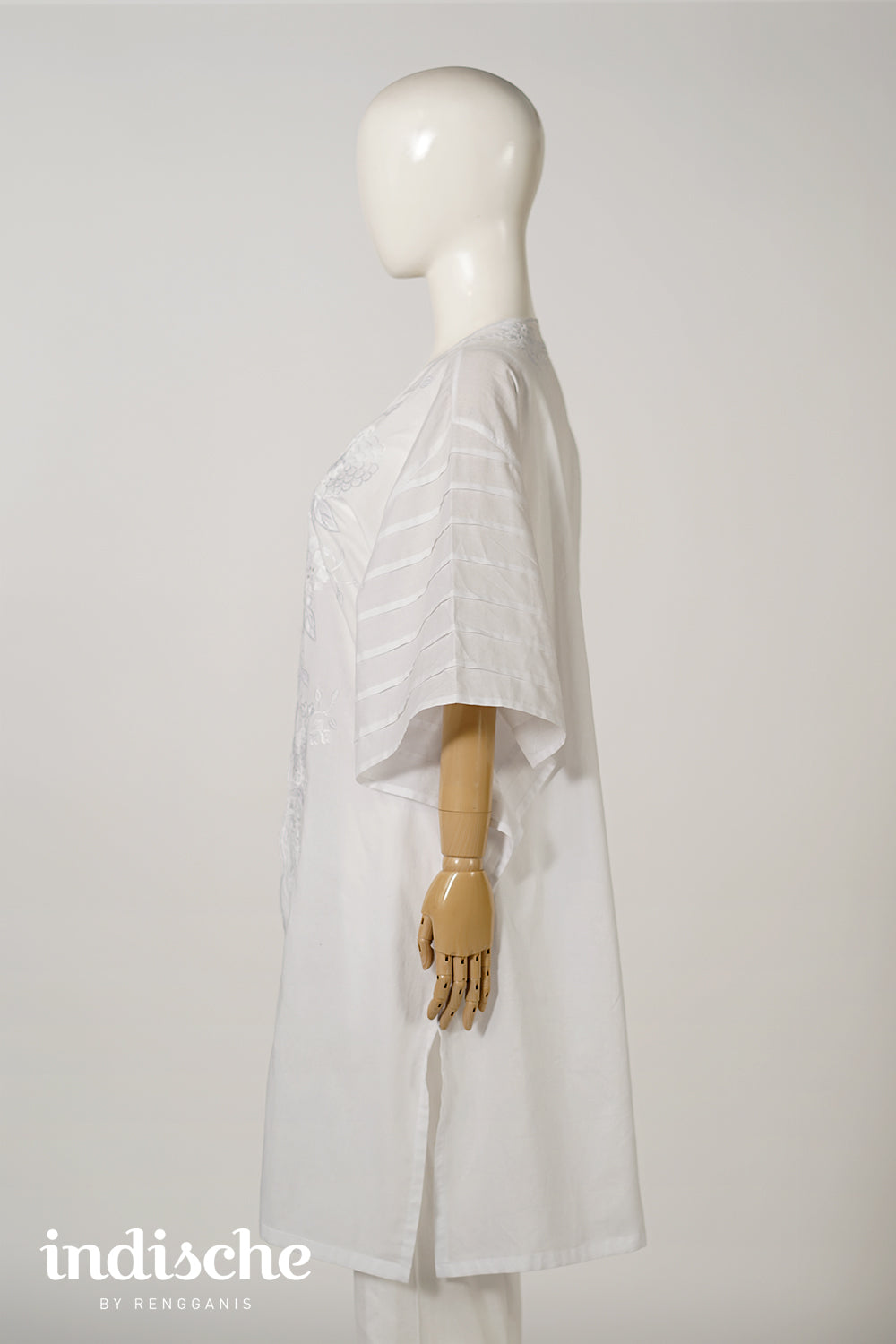 Dahlia Kutubaru Tunic Kebaya