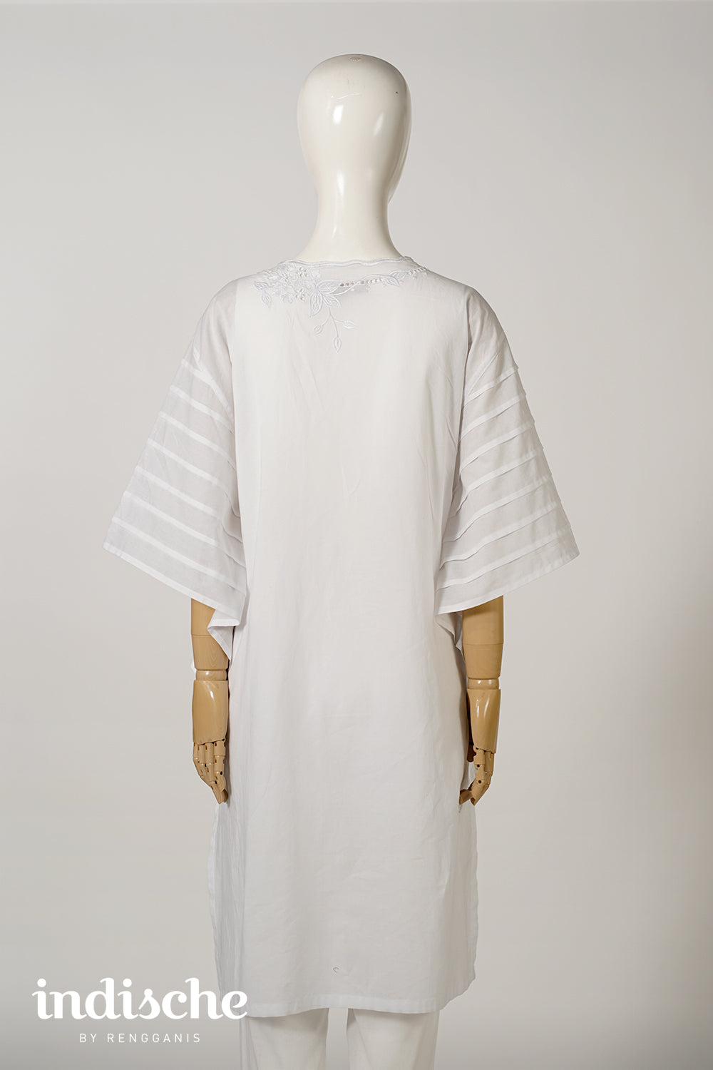 Dahlia Kutubaru Tunic Kebaya