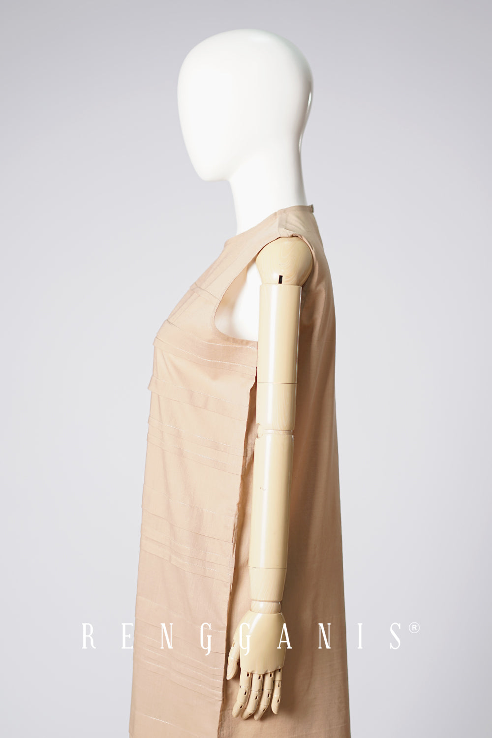 Sepoi Dress in Taupe Brown