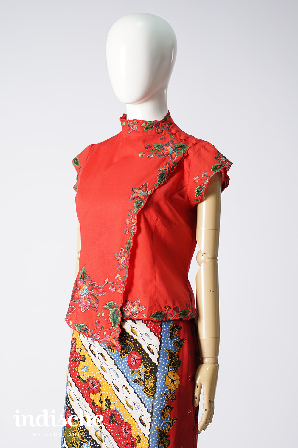 Petunia Kebaya