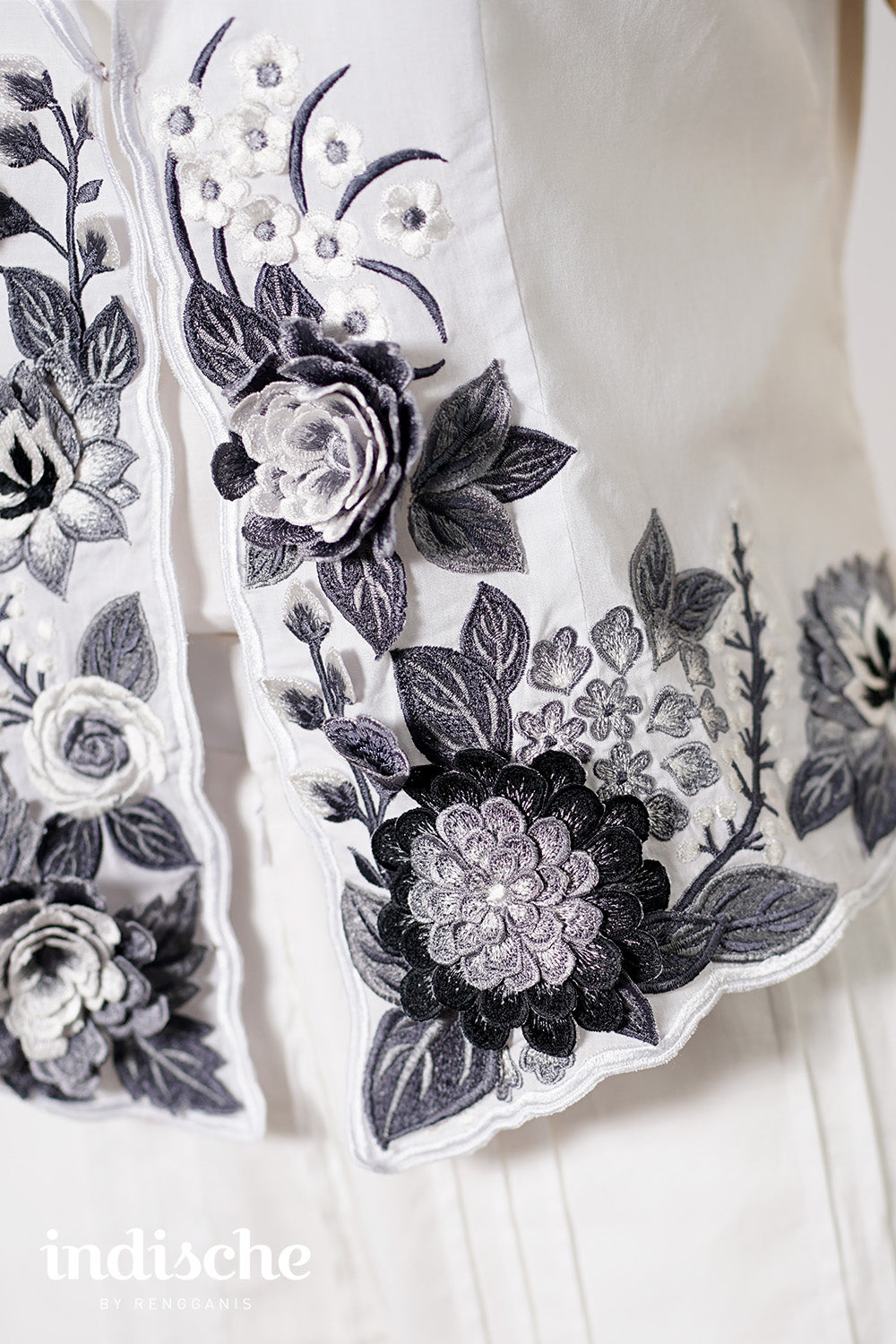 Sleeveless Wild Garden Kebaya in Monochromatic Black & White