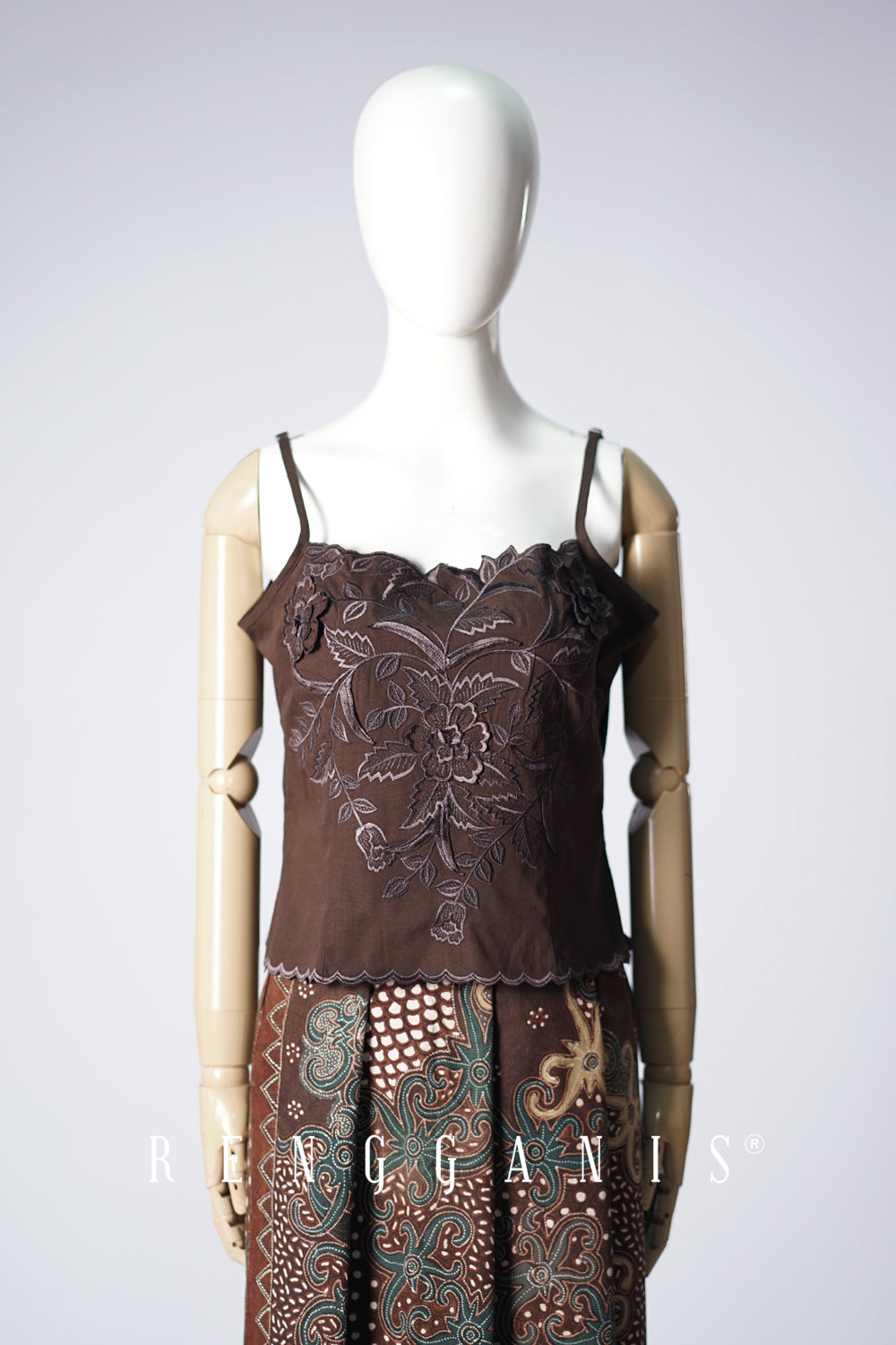 Gendis Camisole in Dark Brown