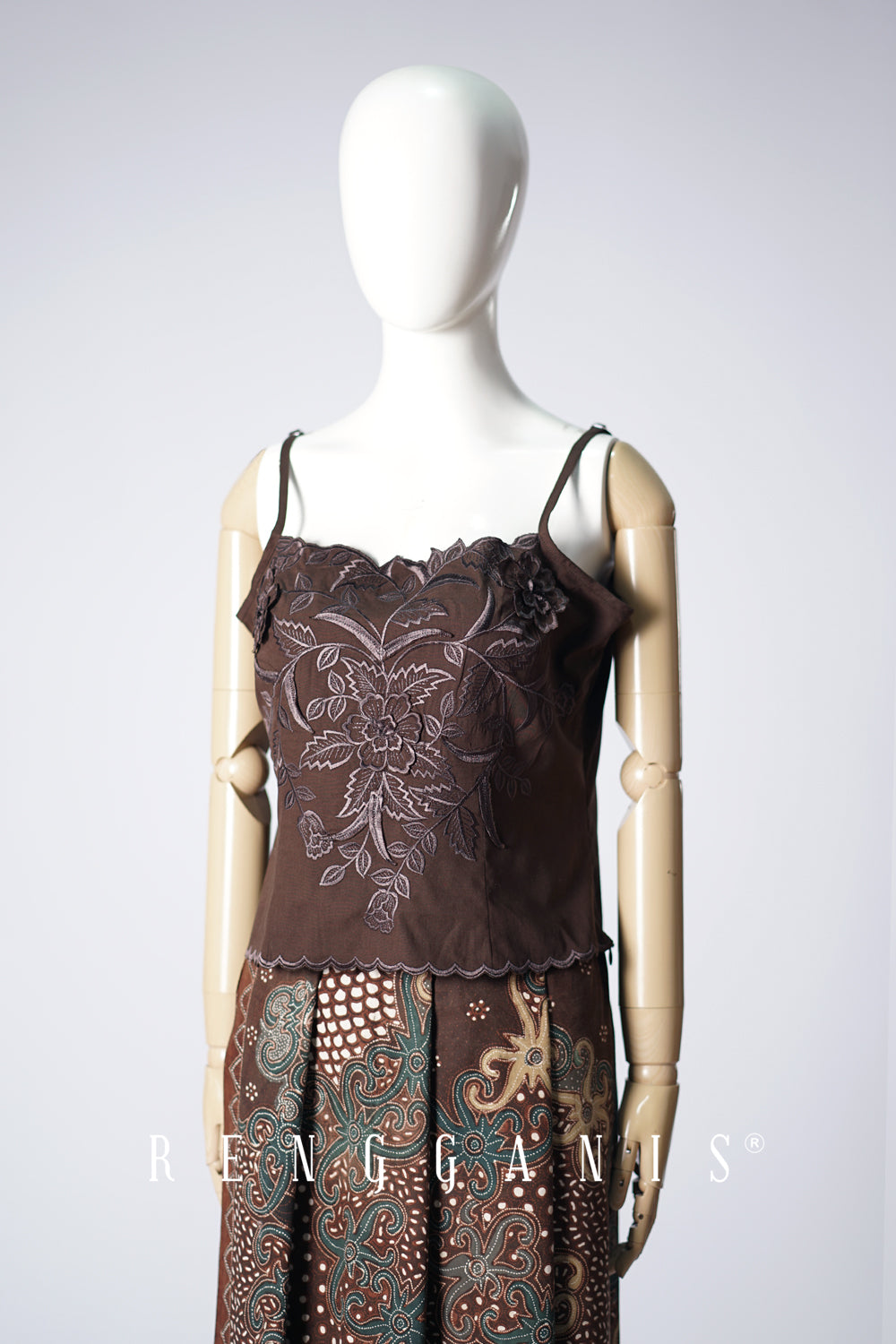 Gendis Camisole in Dark Brown