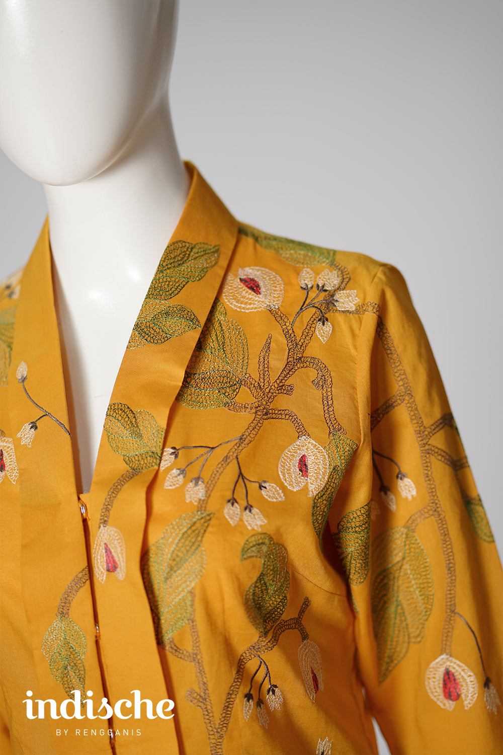 Kebaya Kartini Pala
