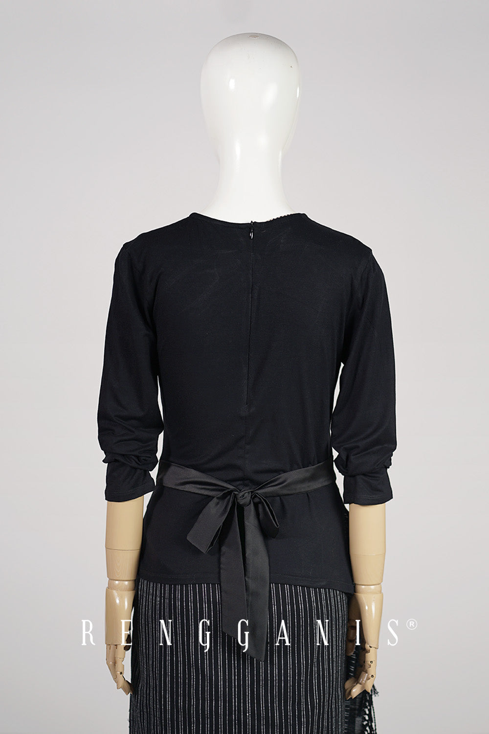 Tenun Tari with Long Sleeves