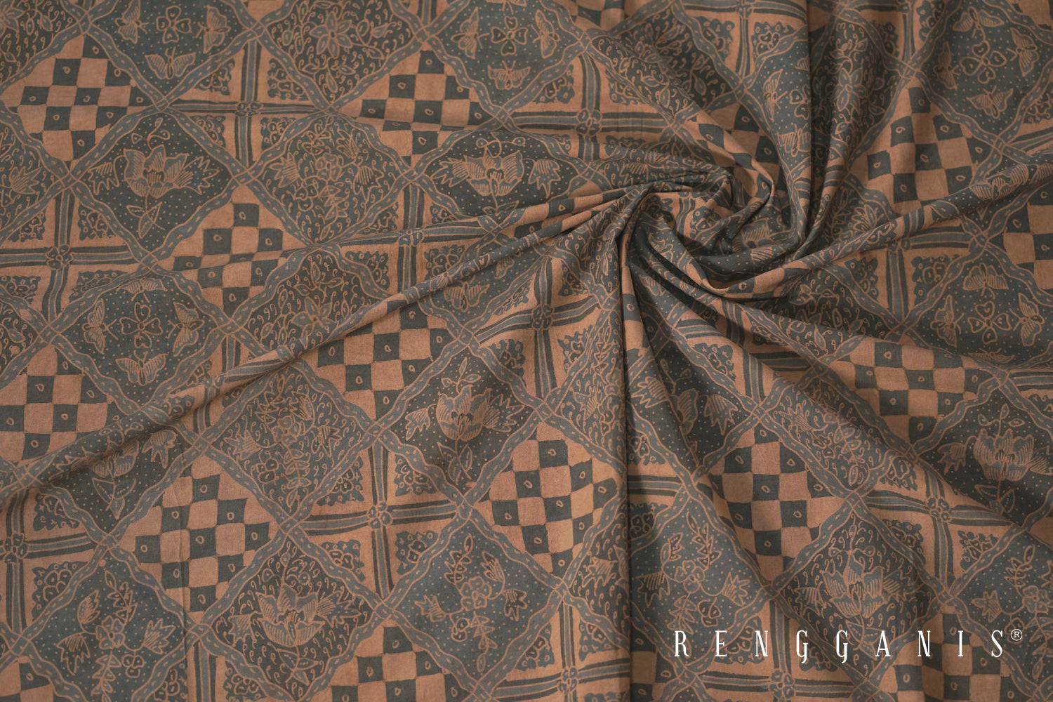 Naturally Dyed Handdrawn Batik Tulis Ciwaringin
