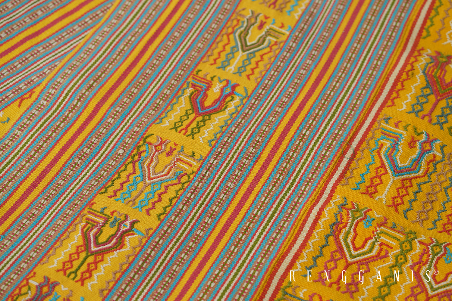 Handwoven Tenun Buna Ayotupas