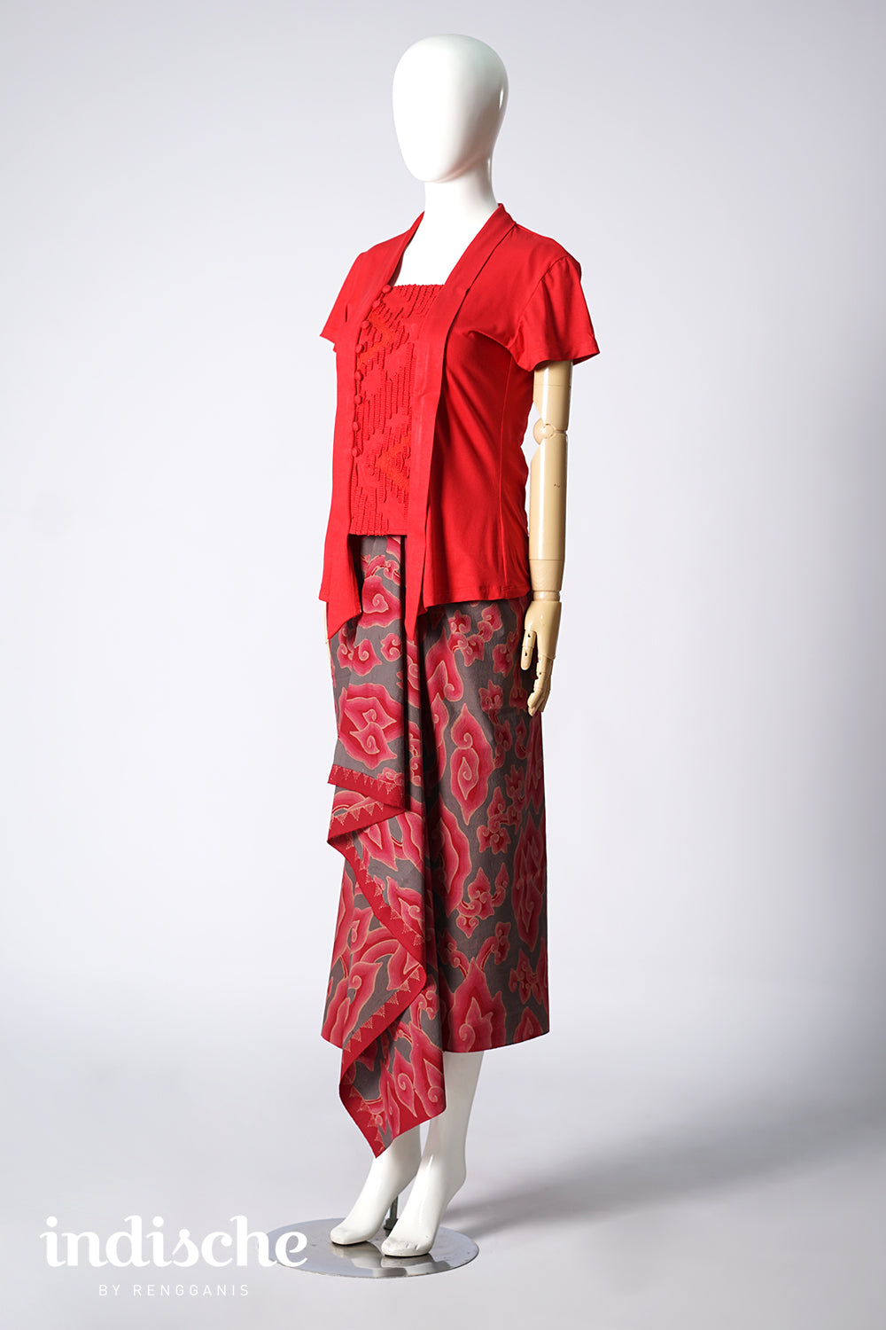 Short Sleeved Kutubaru Raba in Red