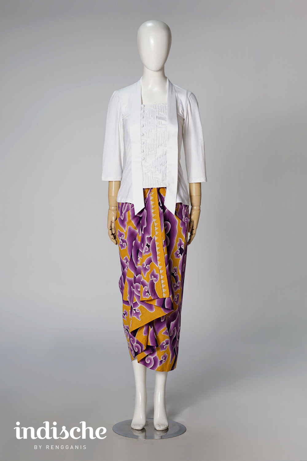 Long Sleeved Kutubaru Raba in White