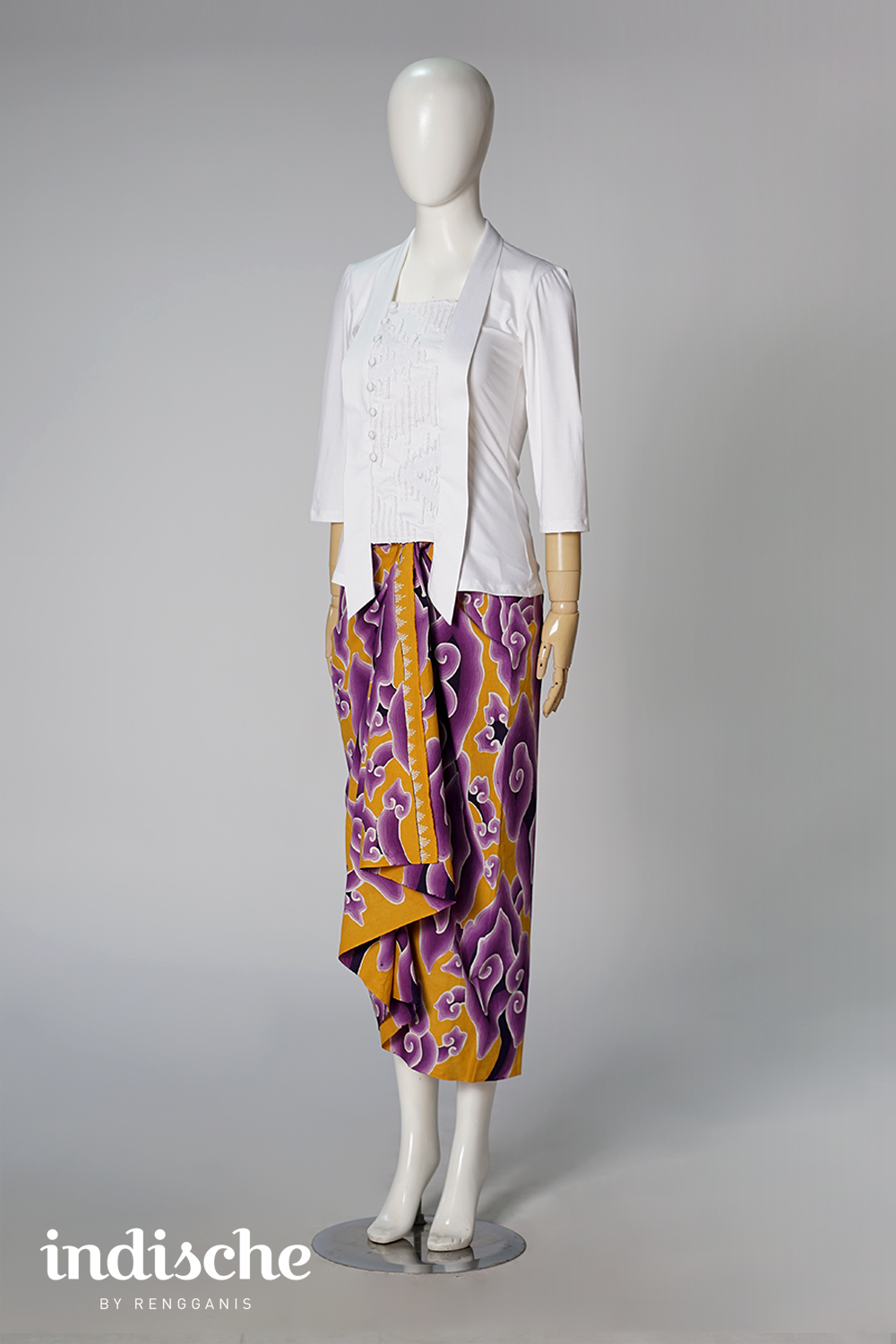 Long Sleeved Kutubaru Raba in White