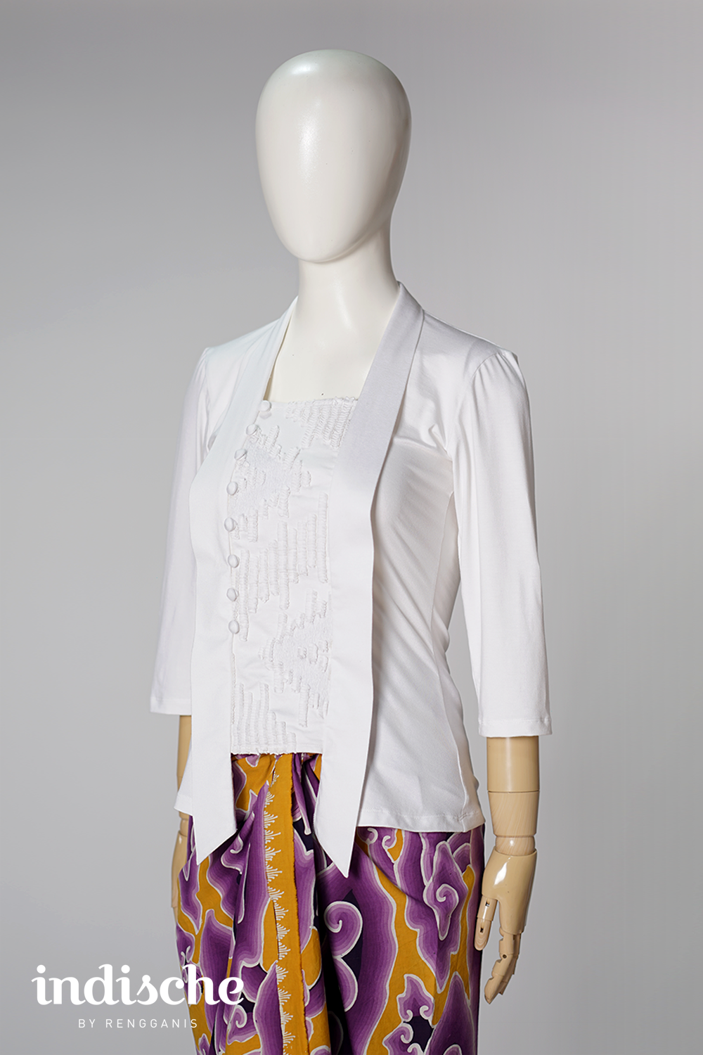 Long Sleeved Kutubaru Raba in White