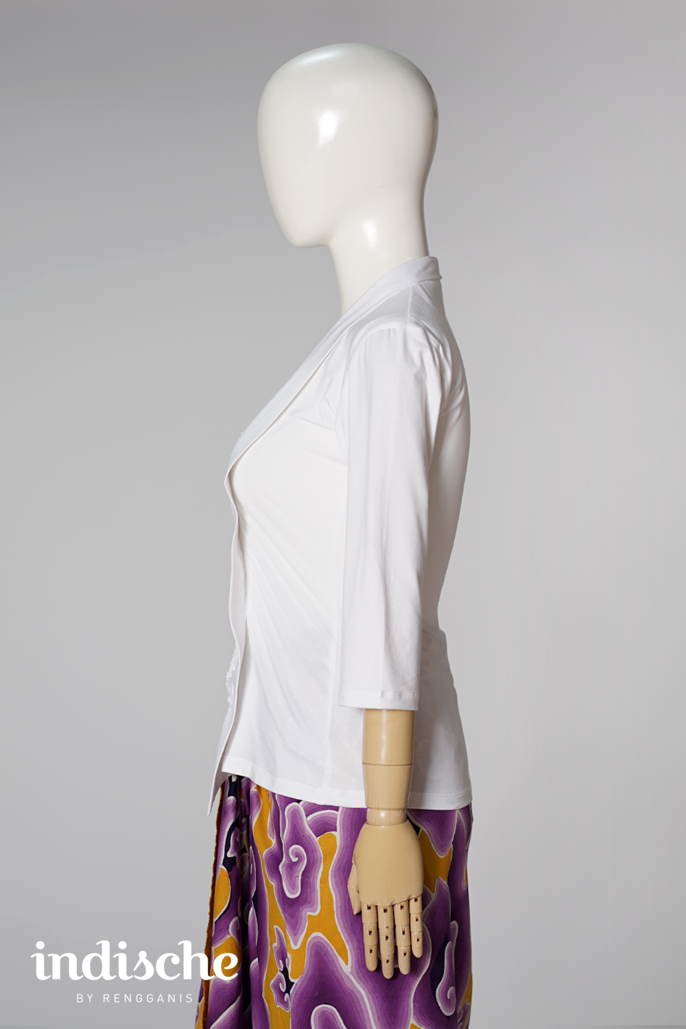 Long Sleeved Kutubaru Raba in White