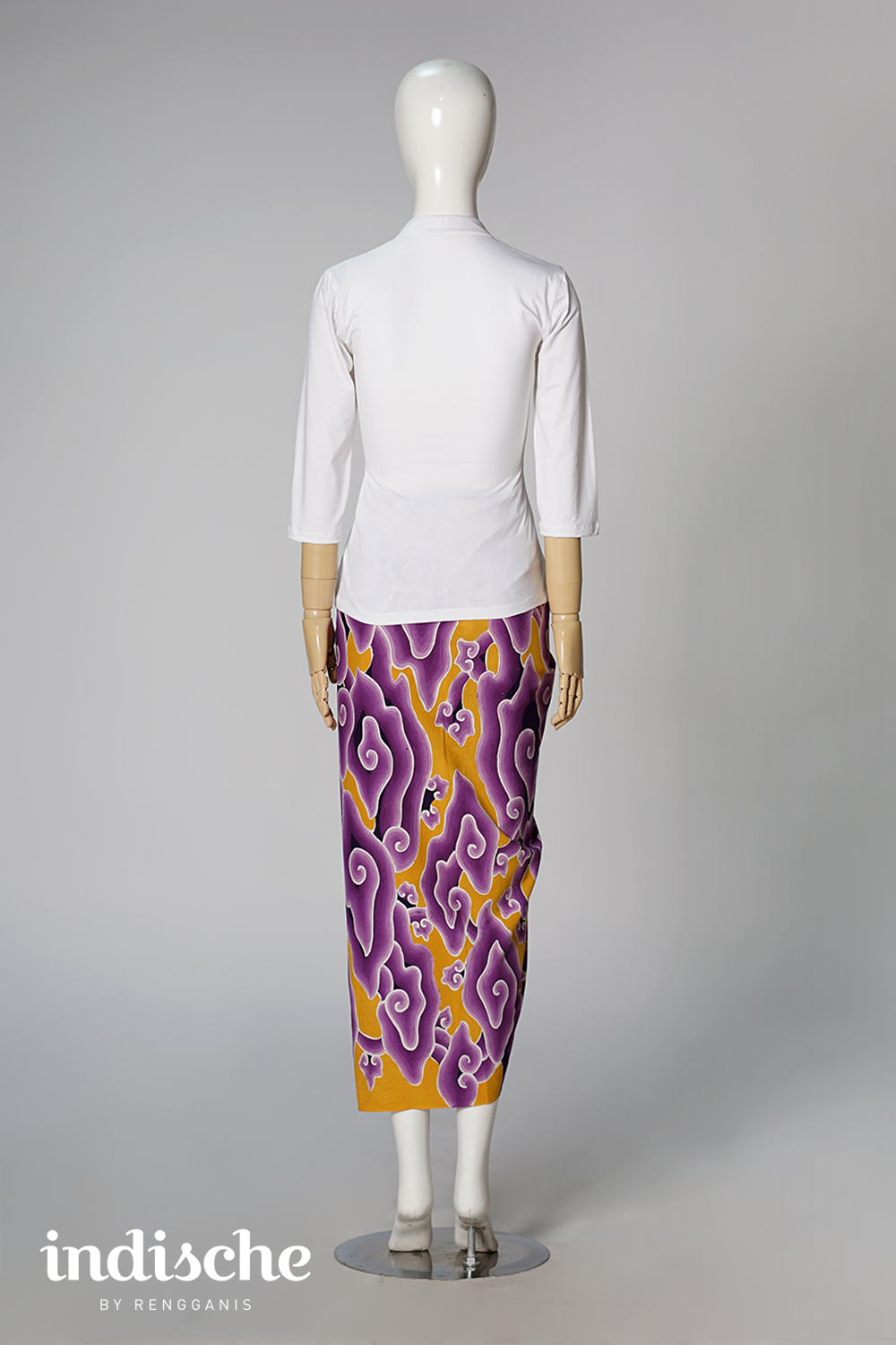 Long Sleeved Kutubaru Raba in White