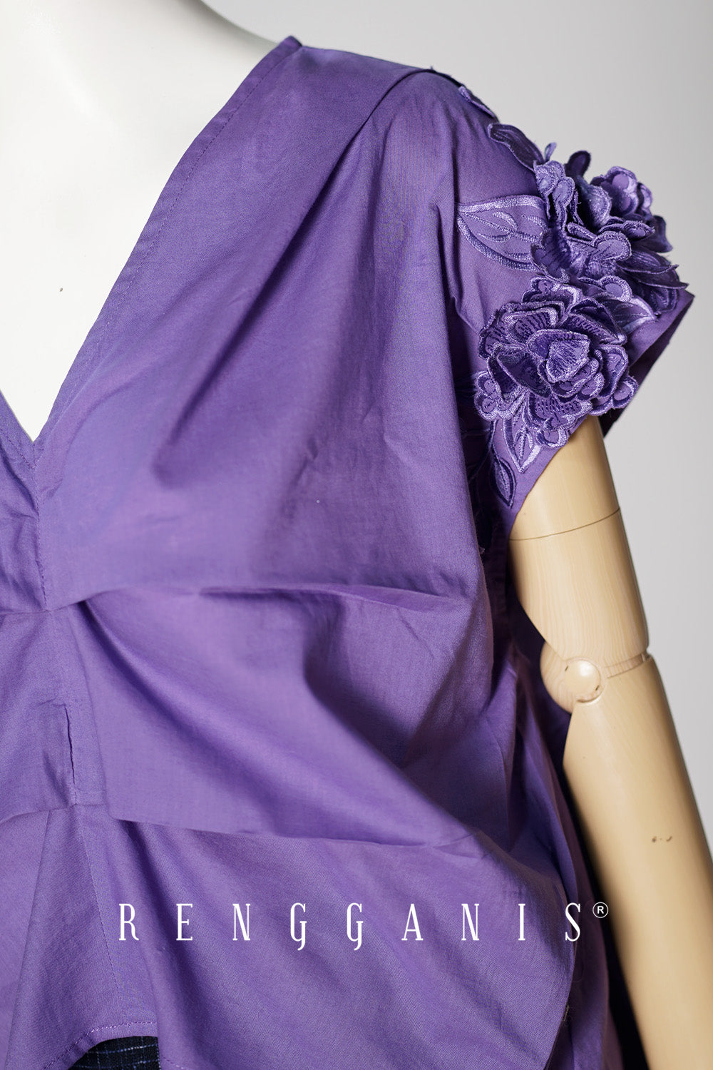 Bugis in Light Purple