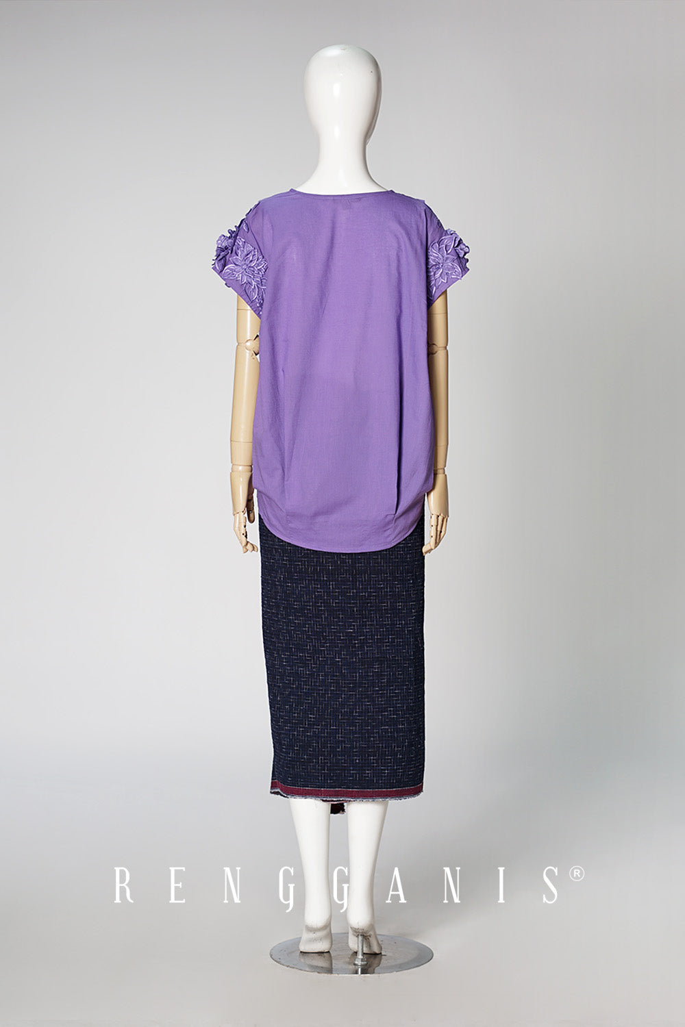 Bugis in Light Purple