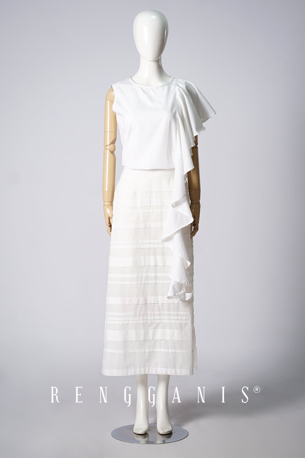 Ombak Top in Broken White