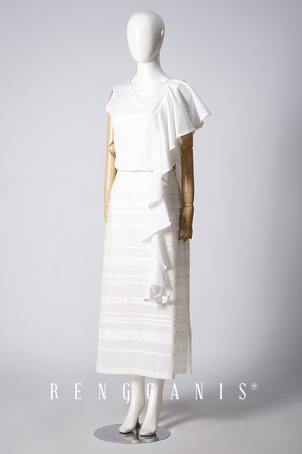 Ombak Top in Broken White