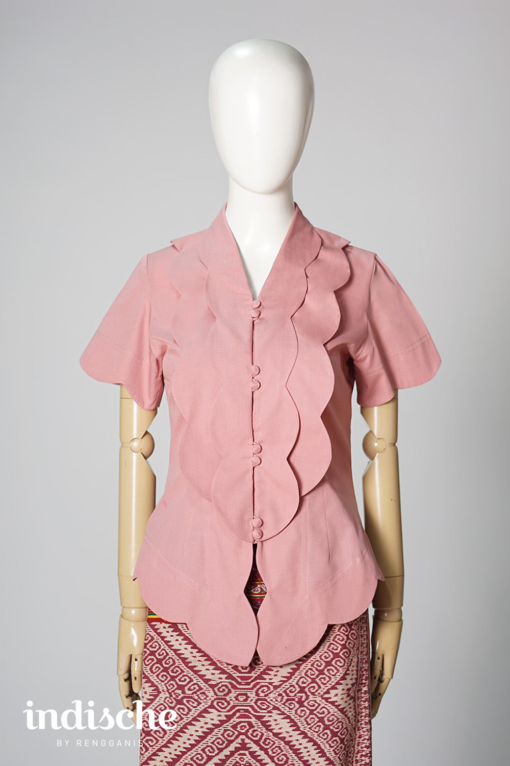 Scallop Short Sleeved Kebaya in Dusty Pink