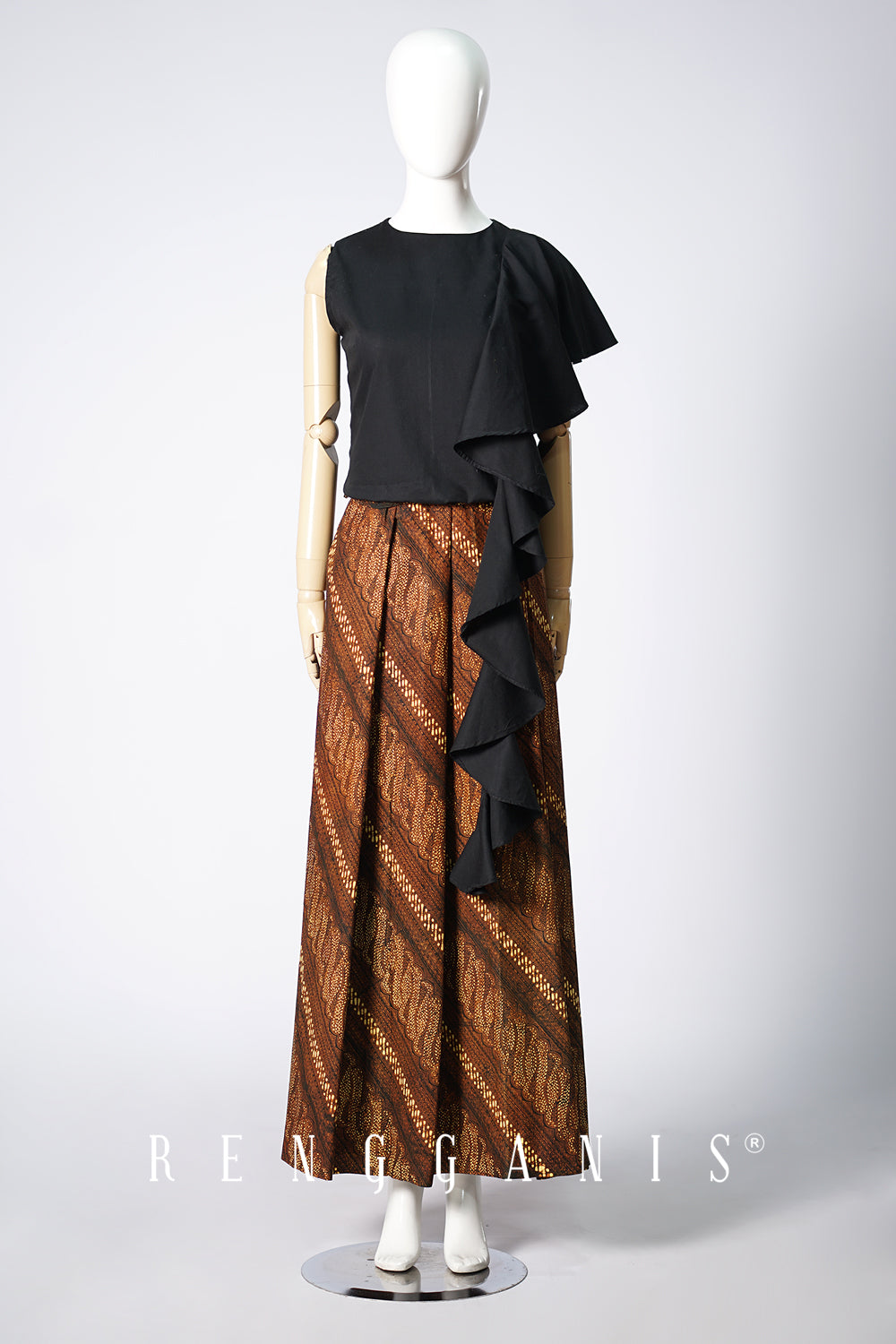 Ombak Top in Black