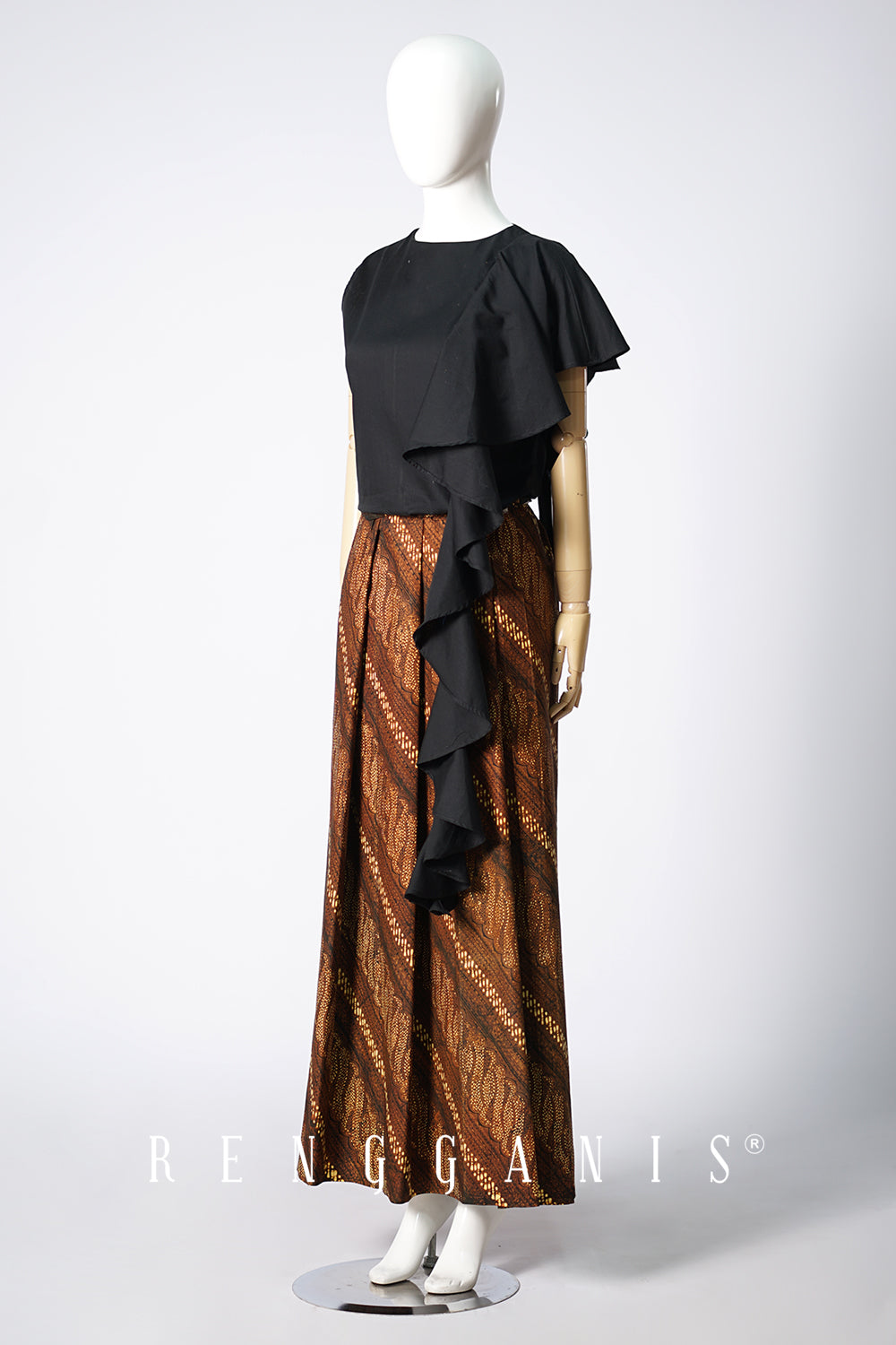 Ombak Top in Black