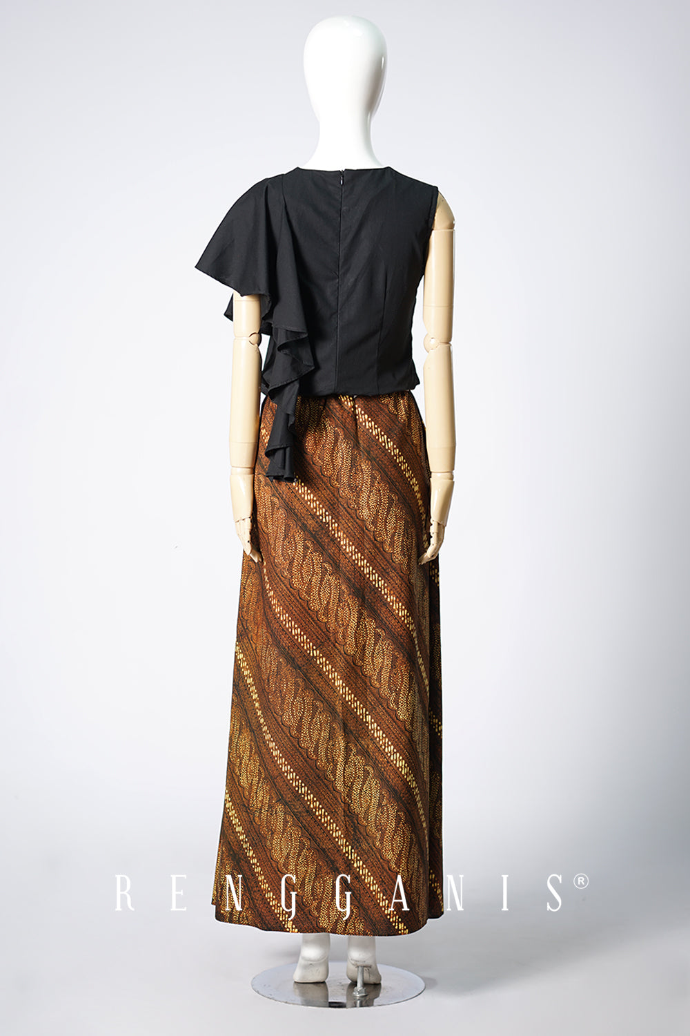 Ombak Top in Black