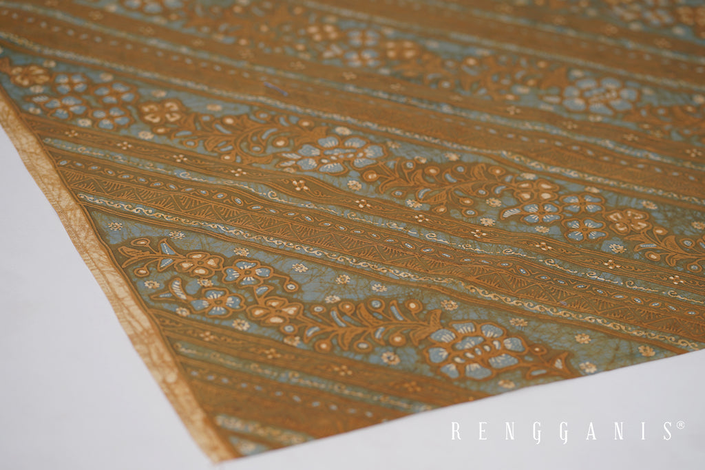 Naturally Dyed Handdrawn Batik Laweyan from Solo