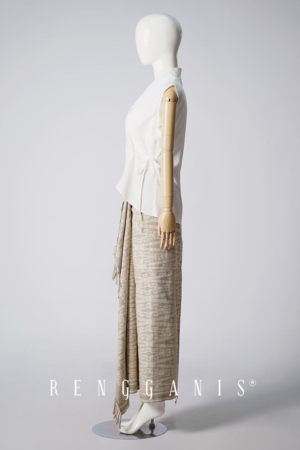 Sleeveless Wrap Top in Broken White