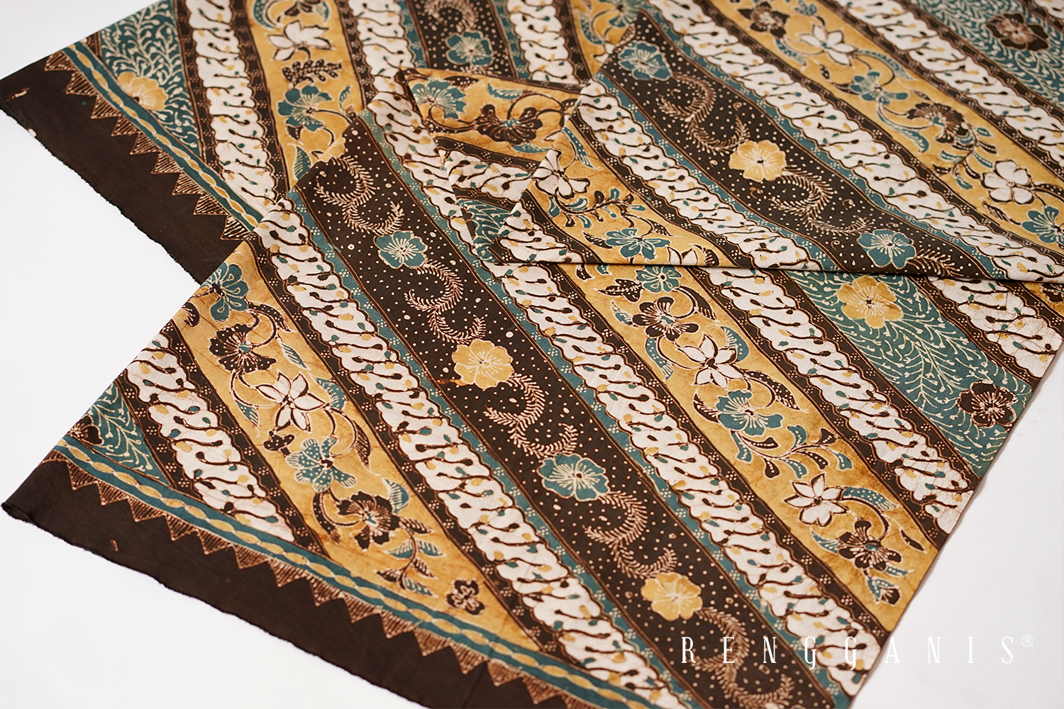 Naturally Dyed Handdrawn Batik Tulis Ciwaringin