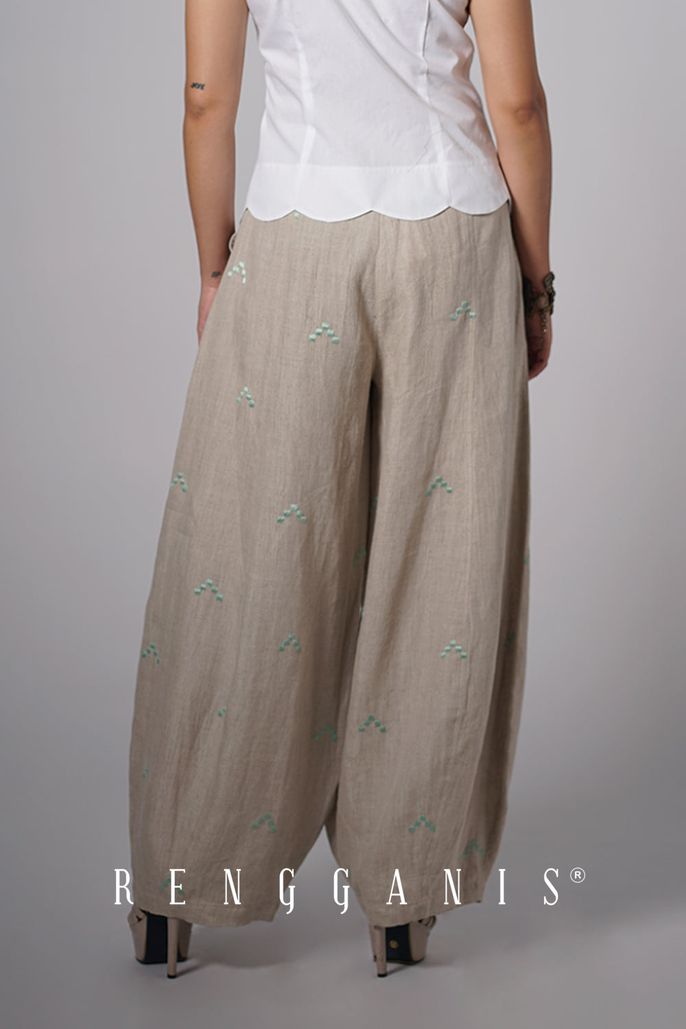 Anyam Balloon Pants