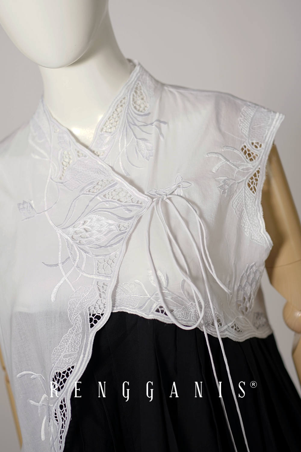 Wijaya Kusuma Pleated Top