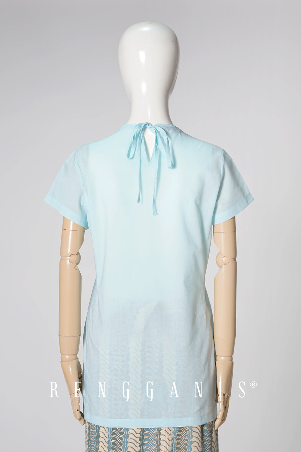 Sledri Top in Baby Blue