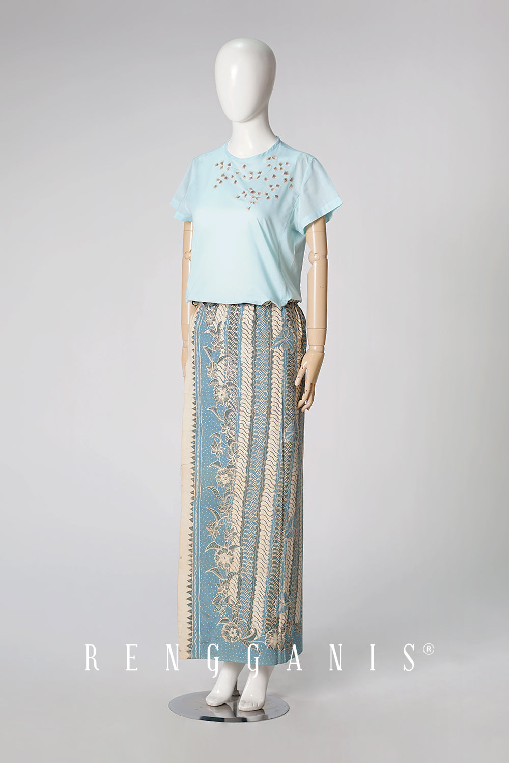 Sledri Top in Baby Blue