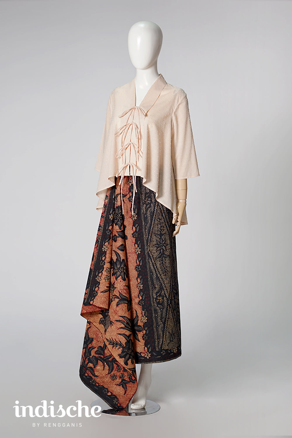 Kebaya Rubiah in Oat Brown