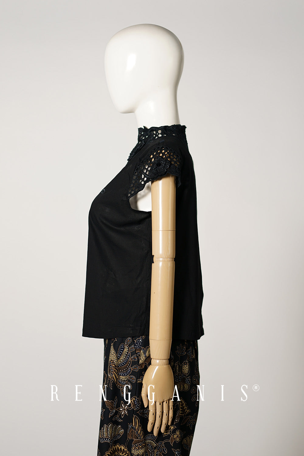 Little Gendis Top