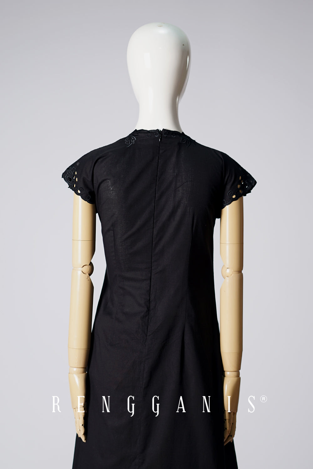 Kahiyang Dress