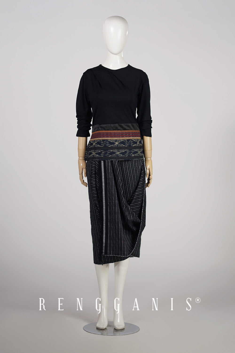 Tenun Tari with Long Sleeves