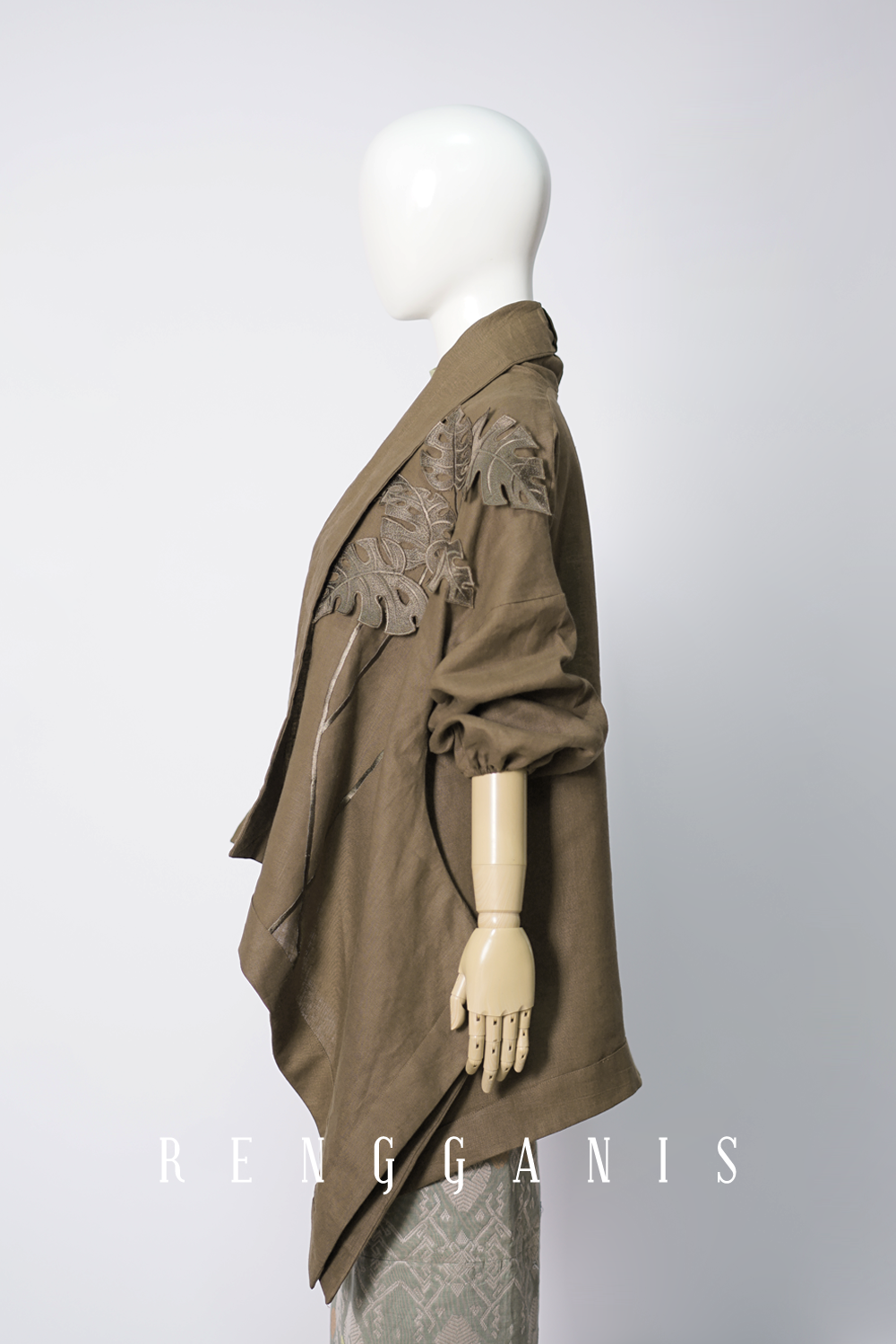 Monstera Puffed Outer in Linen