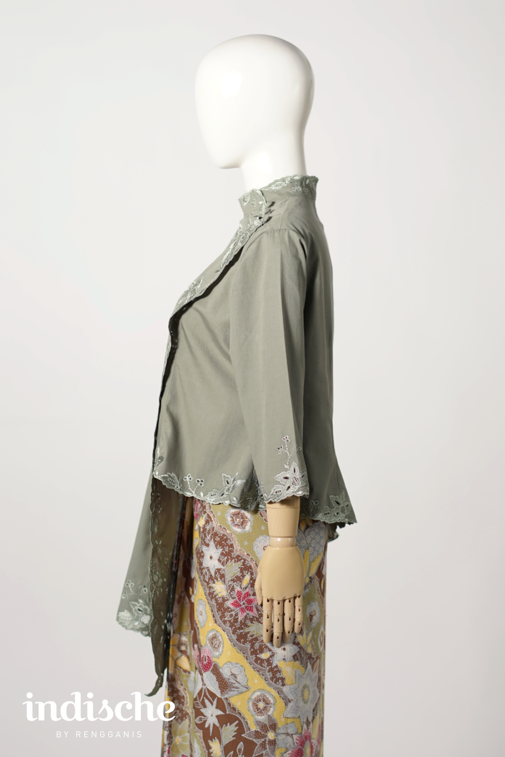 Beskap with 7/8 Sleeves