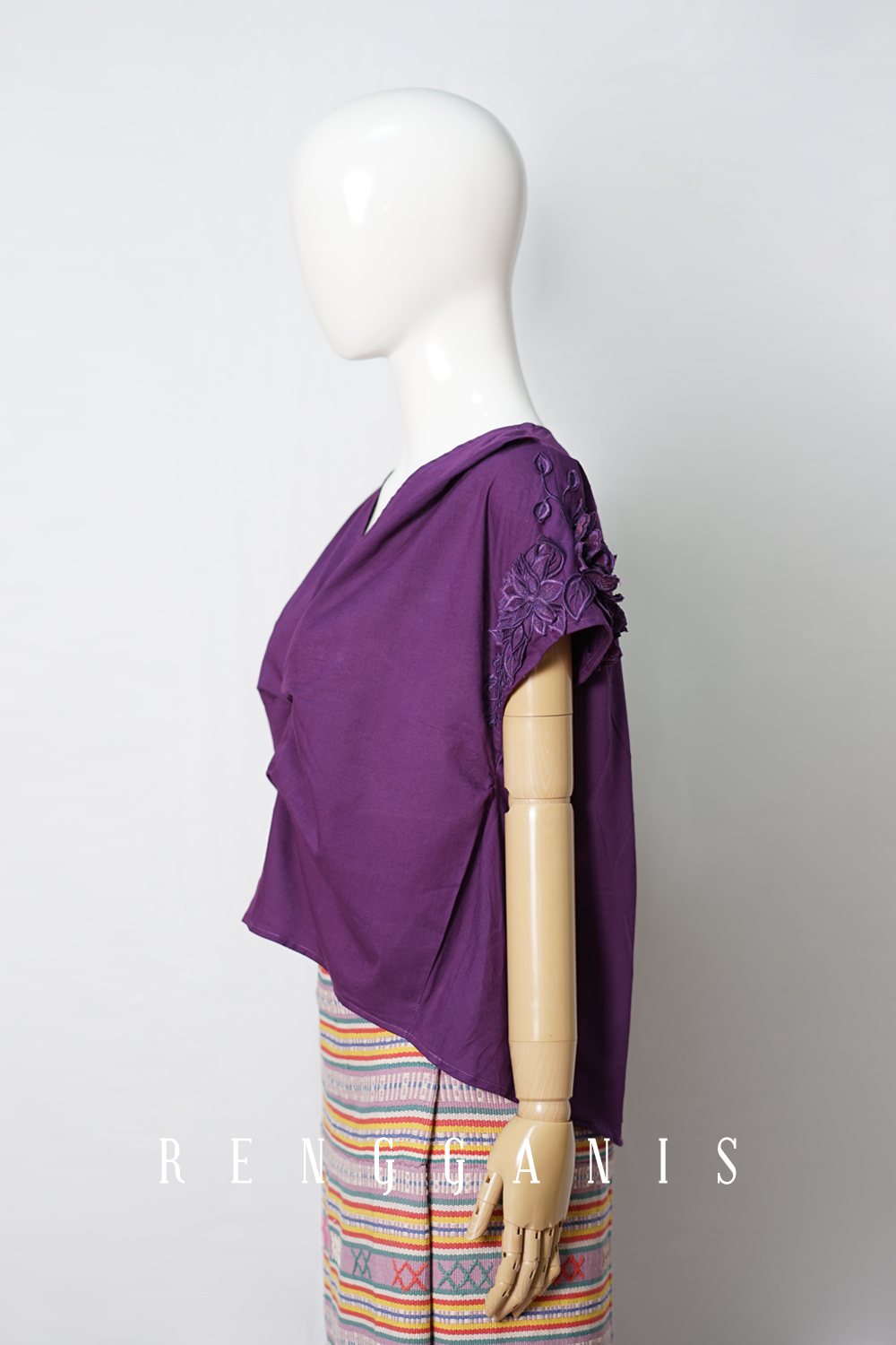Bugis in Dark Purple