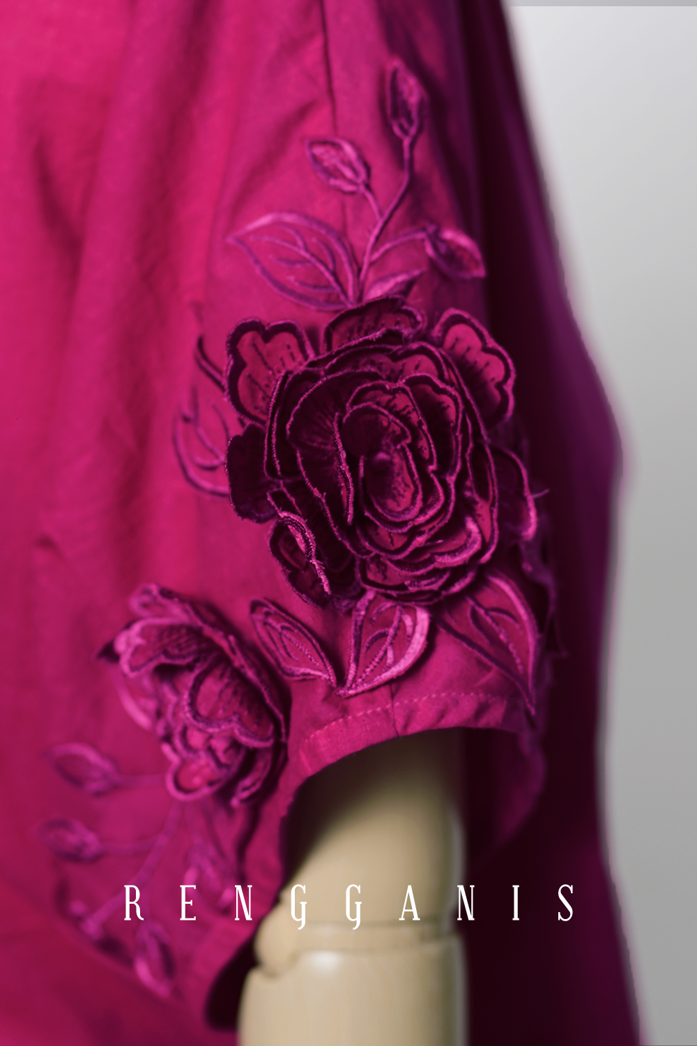 Bugis in Fuschia