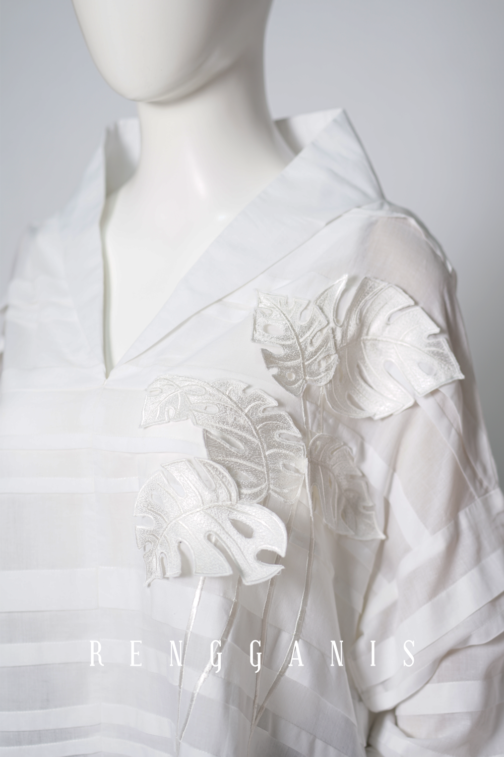Monstera Tunic with Pintuck